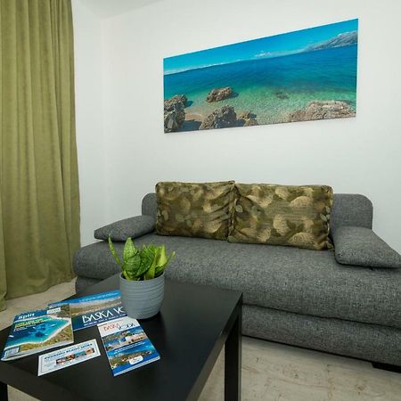 Apartmani Spiline - Mia Baška Voda Buitenkant foto