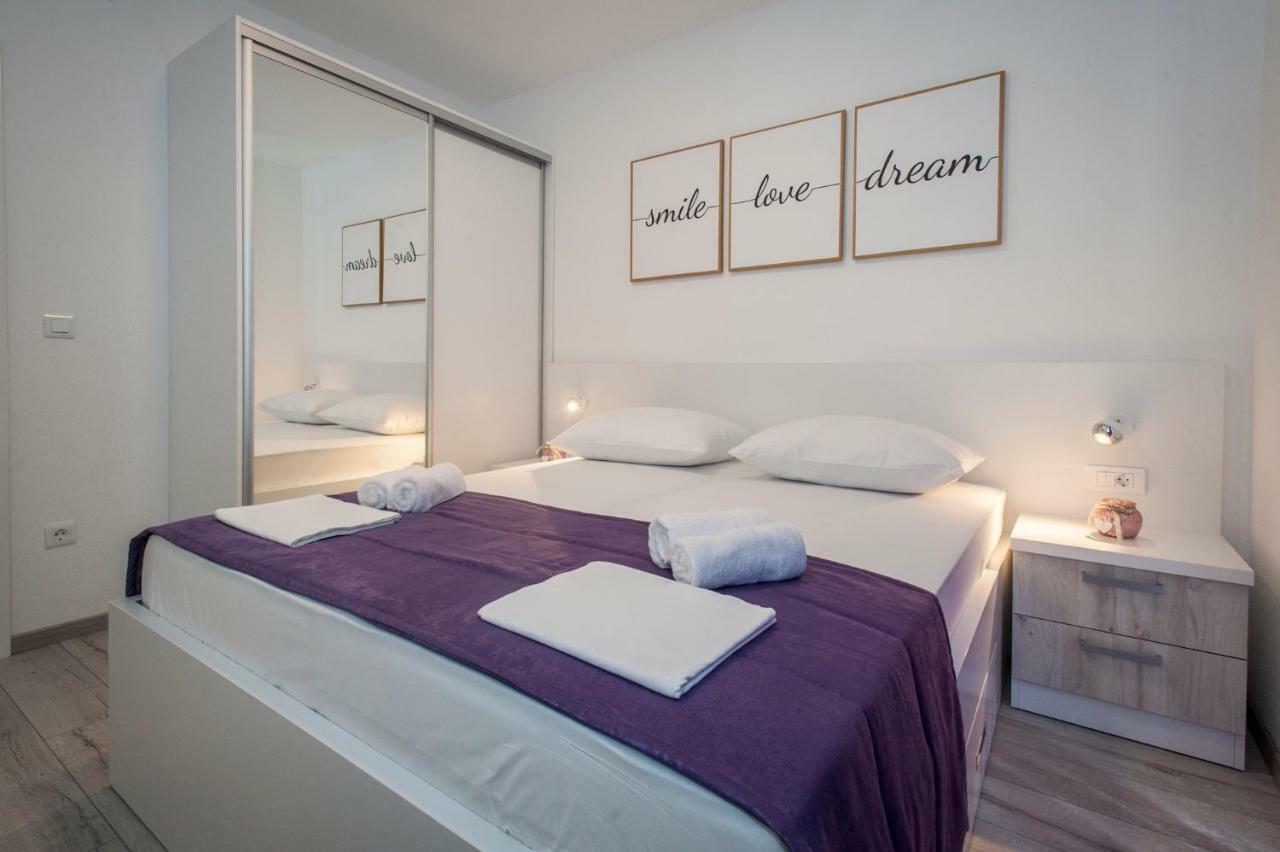 Apartmani Spiline - Mia Baška Voda Buitenkant foto